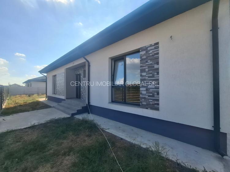 ​Casă individuală cu 4 camere de vânzare – Parter modern în zona Domnești - 5