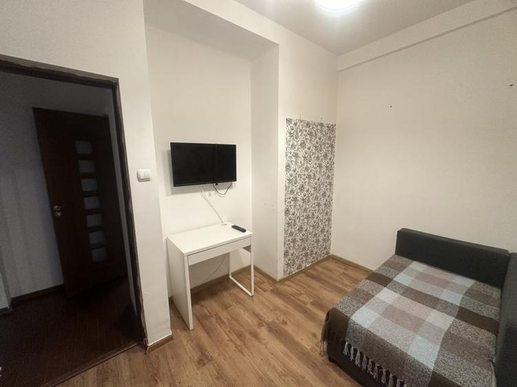 Apartament 2 camere, Calea Victoriei, etaj 1, bloc - lista 2, mobilat, (video)