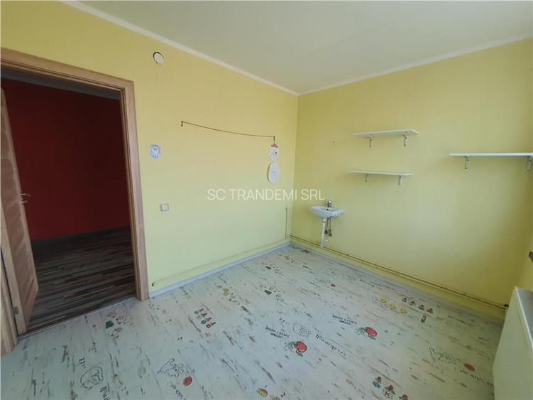 Vilă Spațioasă D+P+1 zona Terezian optima locuinta / sediu firma - 31