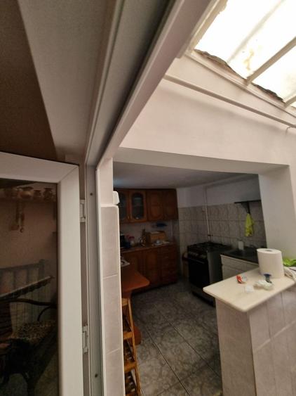 Dacia-  casa cu 5 camere de caramida