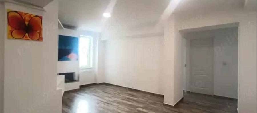 Apartament 4 camere,2 bai,balcon,parcare, situat in zona Carolina Mall