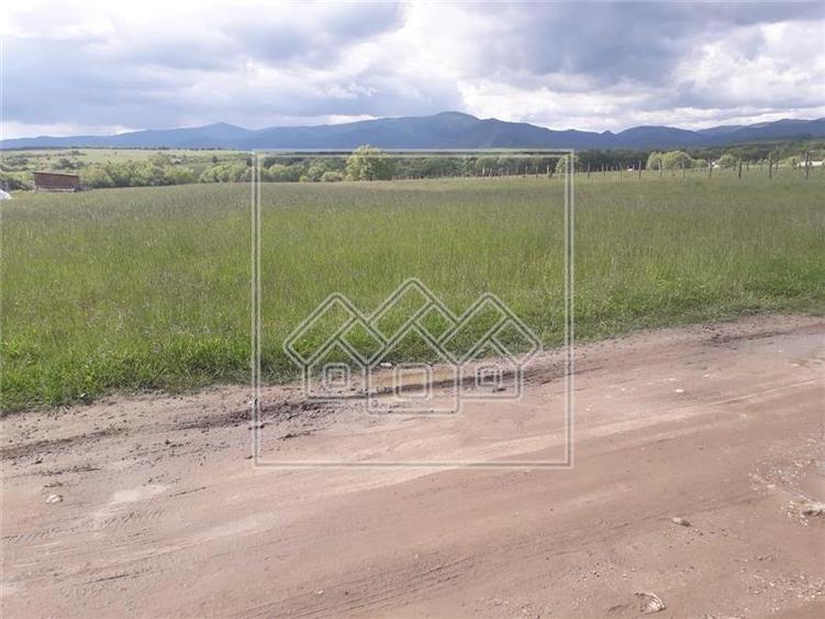 Teren 1779 mp in zona Calea Cisnadiei - reper Sevis