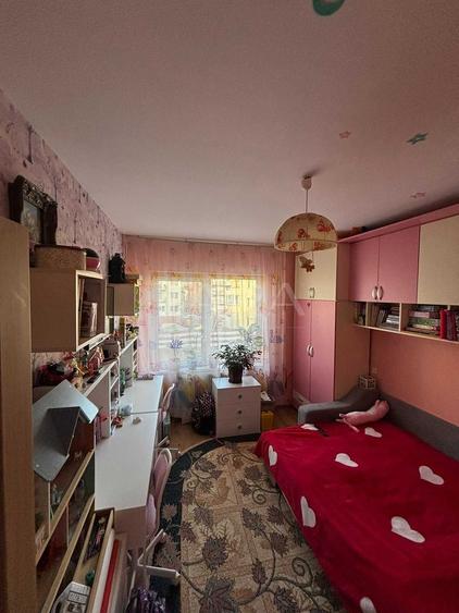 Apartament 3 camere, 64 mp, zona Terra, Florești