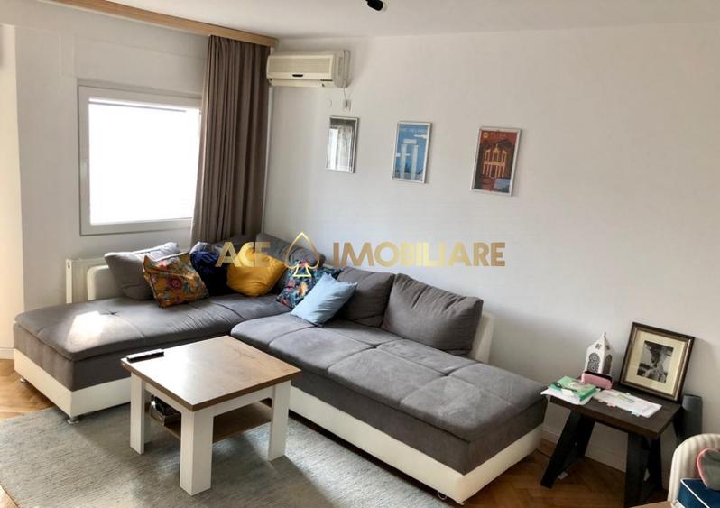 2 Camere de inchiriat | Unirii | Metrou | 64 mp
