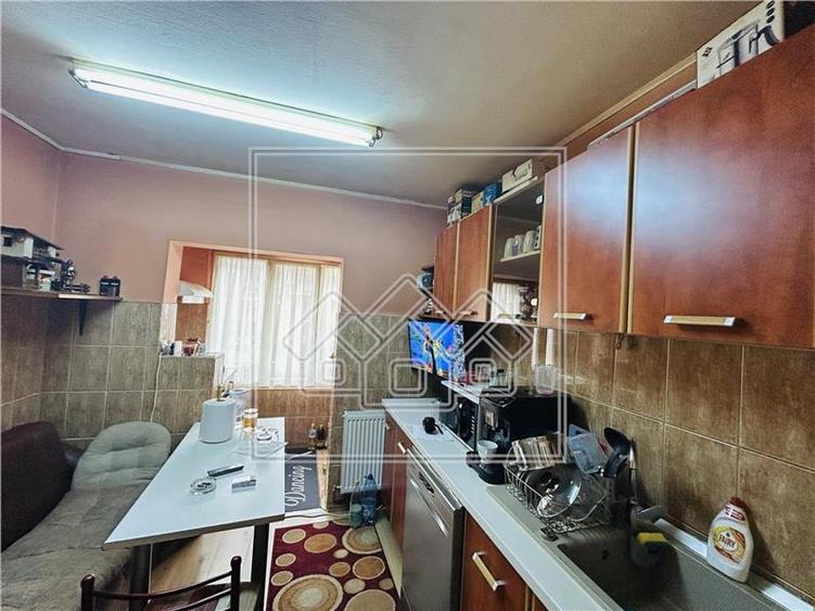 Ap cu 2 camere, pivnita, Etaj 2/5 - Zona Valea Aurie