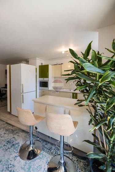 Apartament 3 camere | 75 mp | 2 băi | parcare + boxă | Tractorul