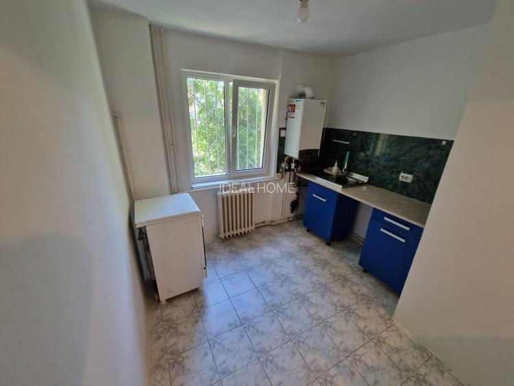 Apartament 3 camere decomandat, zona Bld Primaverii - 2