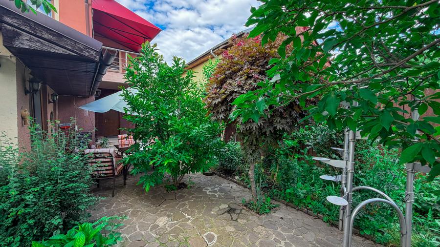 Pantelimon : Vila individuala cu 4 / 5 camere, si un teren de 500 mp !