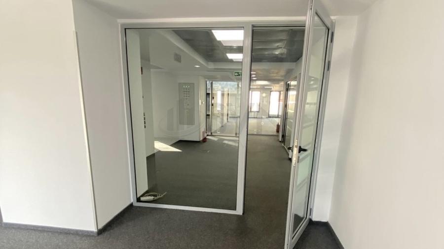 REC3000836 Spatiu comercial Piata Victoriei