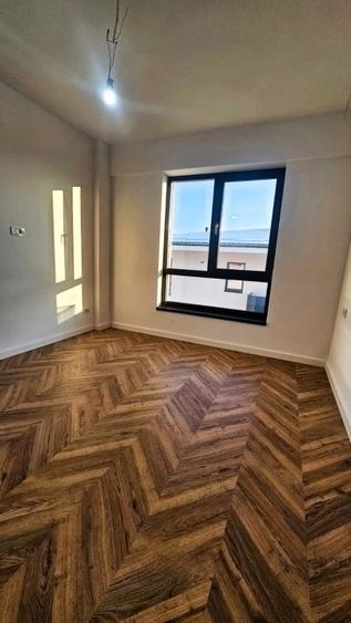 Apartament 3 camere decomandat - view superb - loc de parcare - mutare imediata