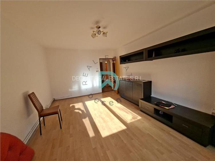 Apartament 2 camere, Racadau, etaj intermediar - 3