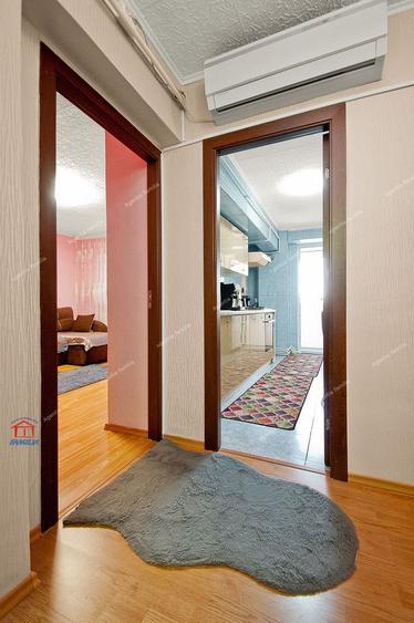 Apartament spatios, renovat, 4 camere, decomandat, etaj 4, Micro 39