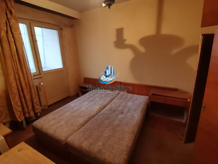 Apartament 2 camere semidecomandat, parter, Zona Posta Maratei