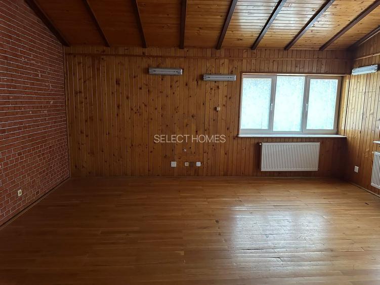 Vila 10 Camere 600mp Teren 1775 mp de Vanzare *Iancu Nicolae*