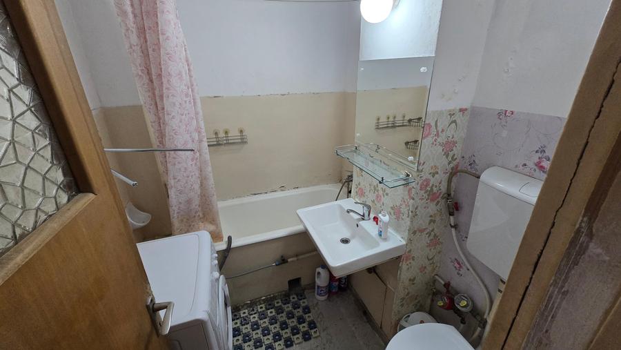 Apartament 3 camere Gorjului Apusului Metrou bloc anvelopat