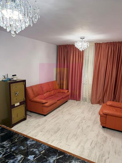 Vanzare apartament 4 camere -Vitanul Nou