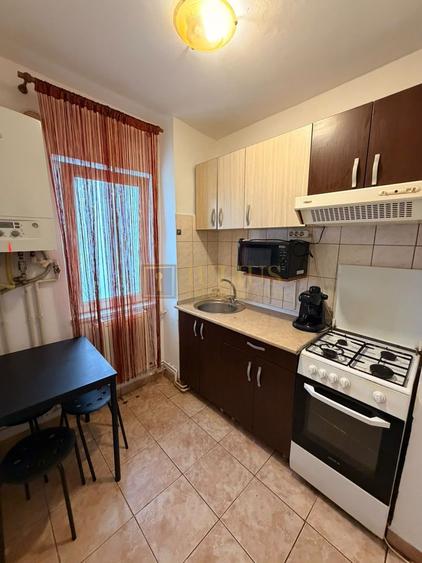 3 camere| Bl. Gheorghe Lazar| centrala proprie| pet friendly|