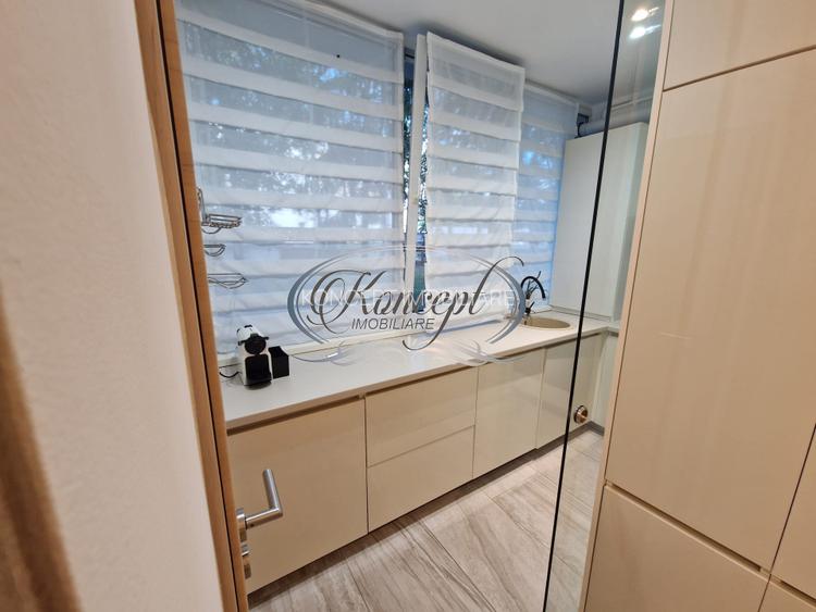 Apartament deosebit, 5 camere, Plopilor - 17