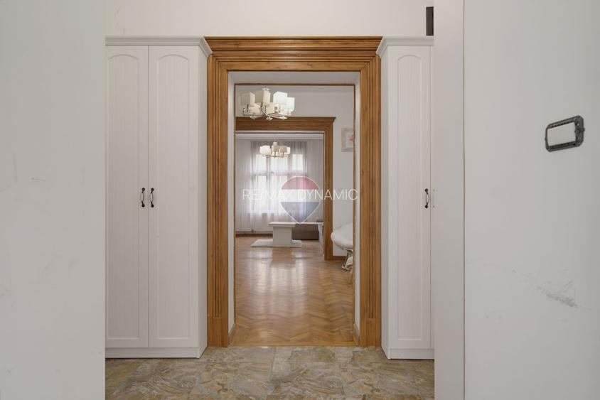 Vilă cu 4 camere de închiriat în zona Intim - 27