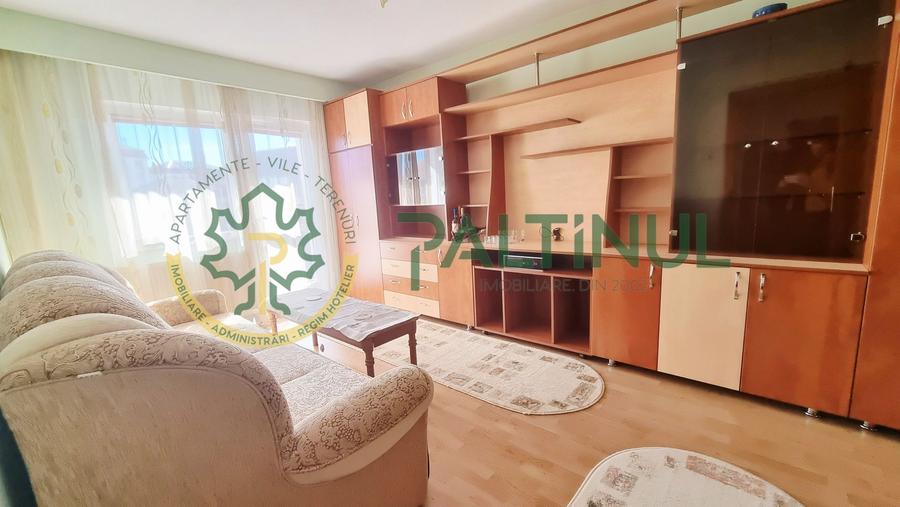 Apartament de vanzare 3 camere decomandat – Calea Poplacii, 2 balcoane, pivniță