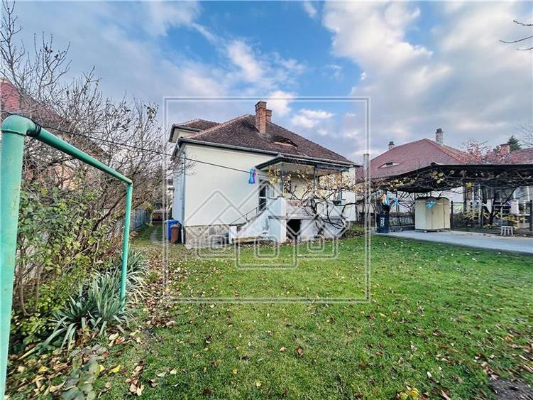 Casa individuala, teren de 900 mp utili, Zona Calea Poplacii