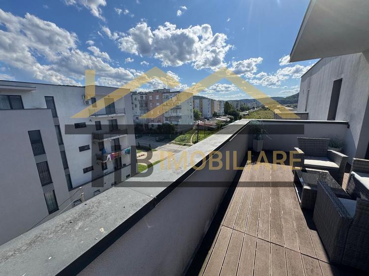 Penthouse, 3 camere, 81mp, terasa, parcare, zona strazii Lalelelor