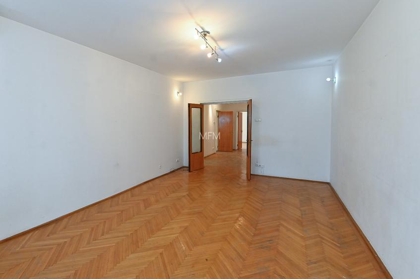 Victoriei, Casa Vernescu, pe str Sf Voievozi 121 mp utili, plus garaj la subsol - 4