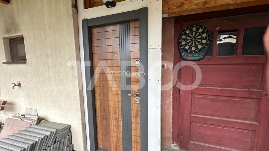 Casa cu acces auto  2 apartamente separate garaj zona Piata Cluj Sibiu - 9