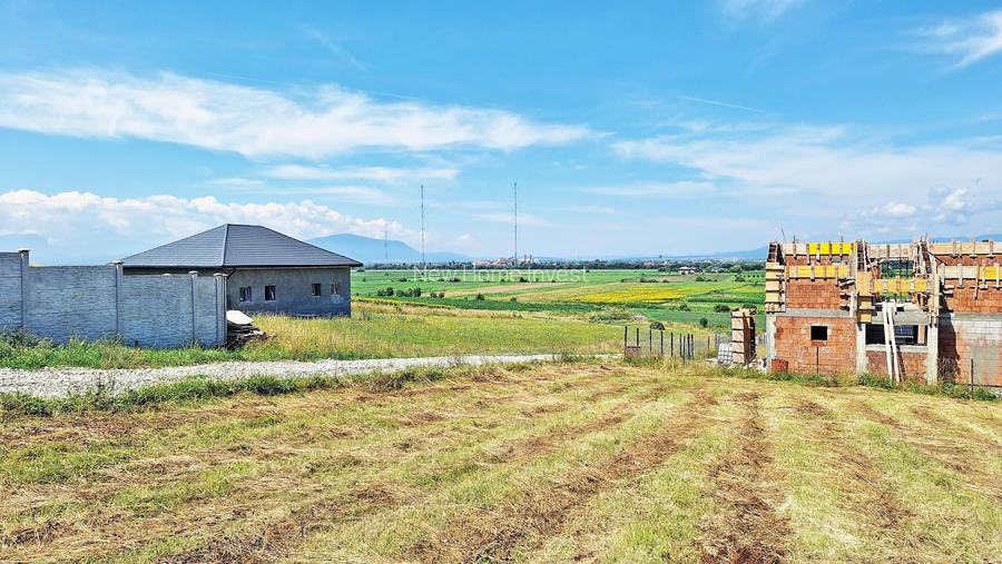 Teren curti constructii 627mp la intrare in Bod dinspre Sanpetru - 4
