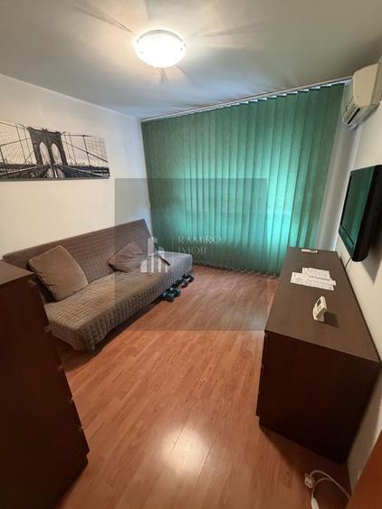 Apartament 2 camerwe decomandat / Centrala proprie