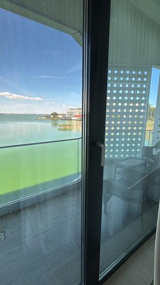 2 CAMERE LUX | VEDERE FRONTALĂ LA LAC - MAMAIA / LAKE ON