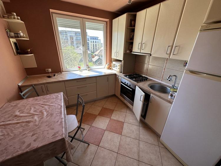 Apartament 3 camere, 2 bai, Sos. Alba Iulia