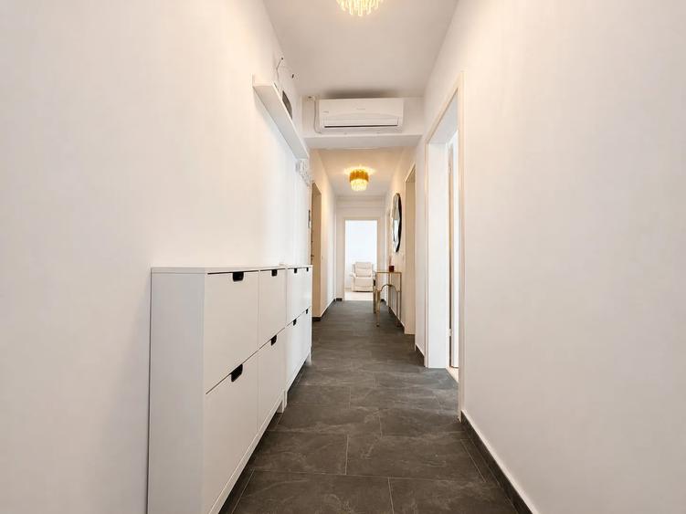 Apartament cu 3 camere, Decomandat, Metrou Dimitrie Leonida
