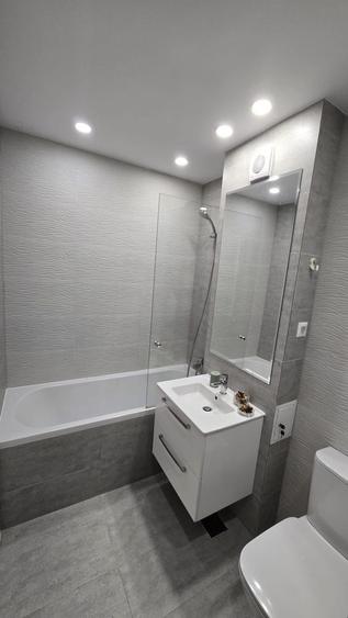 Inchiriez apartament 2 camere, decomandat, mobilat si utilat complet,