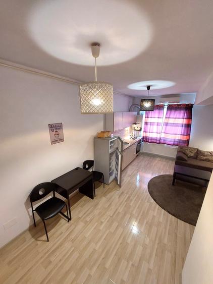 Vanzare 2 camere bloc nou Decebal