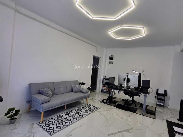 Apartament 2 camere, decomandat, Exterior Vest, Falticeni