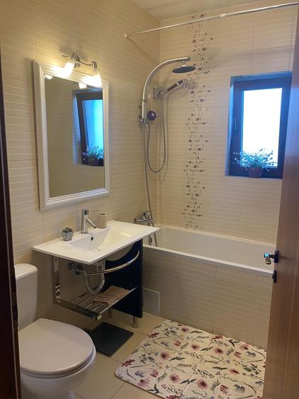Apartament cu 3 camere in vila, 70mp, parcare si curte proprie 50mp– Grigorescu