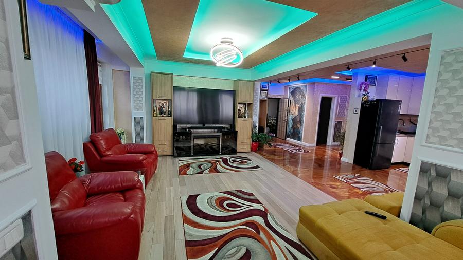 PENTHOUSE LUX - LOCATIE EXCELENTA -VIEW SUPERB - TERASA AMENAJATA 300 MP