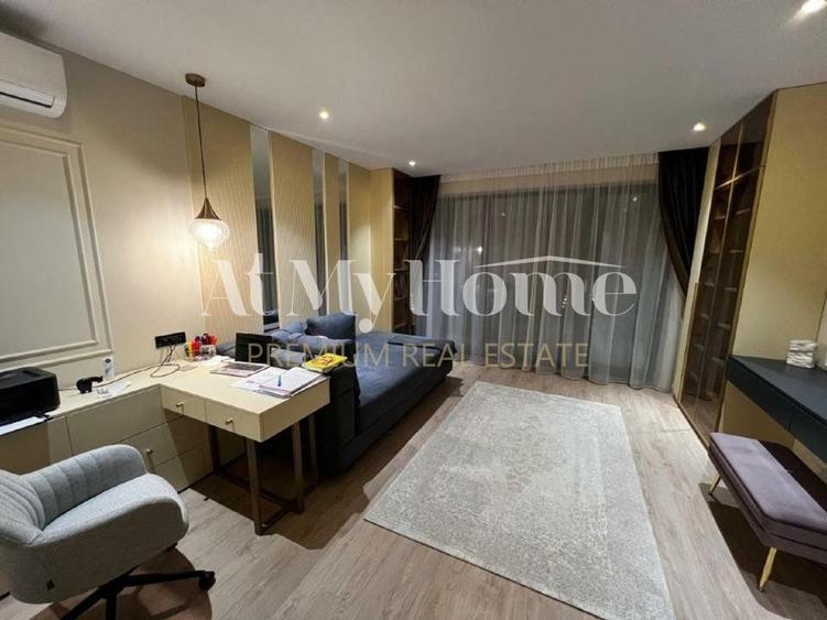 Penthouse Superb 4 camere + birou, terase 56 mp, parcare subterana + boxa