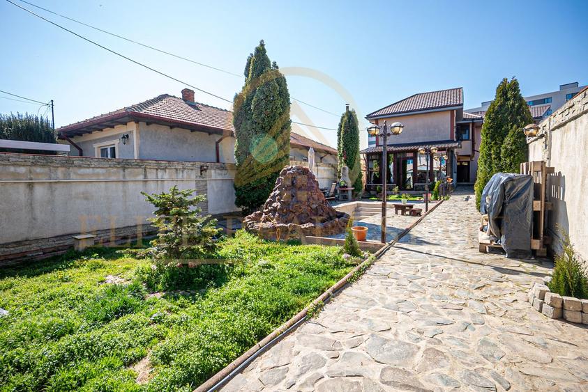 Casa De Vanzare in Palazu Mare - Teren de 455 mp cu Piscina si Garaj
