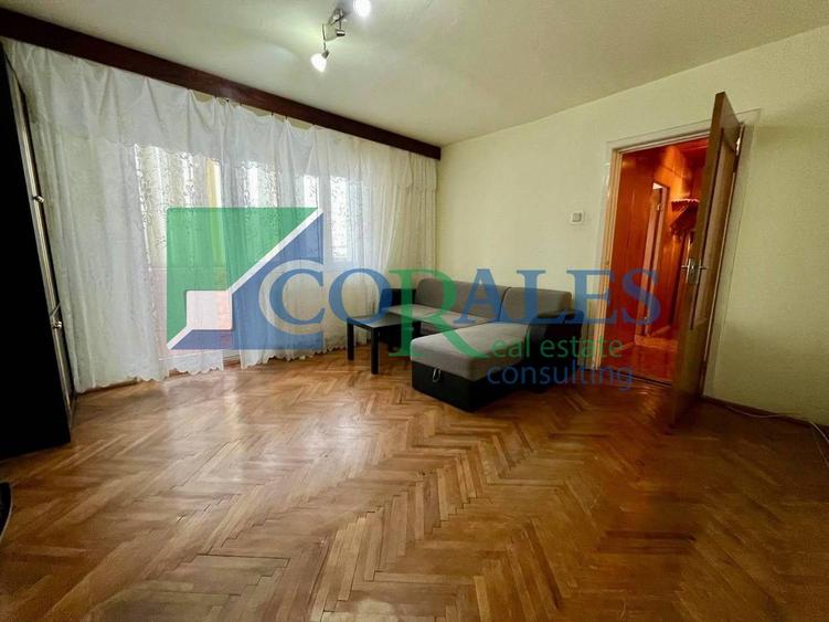 Simion Barnutiu. Etaj 3. Model cu 2 bai si 2 balcoane.