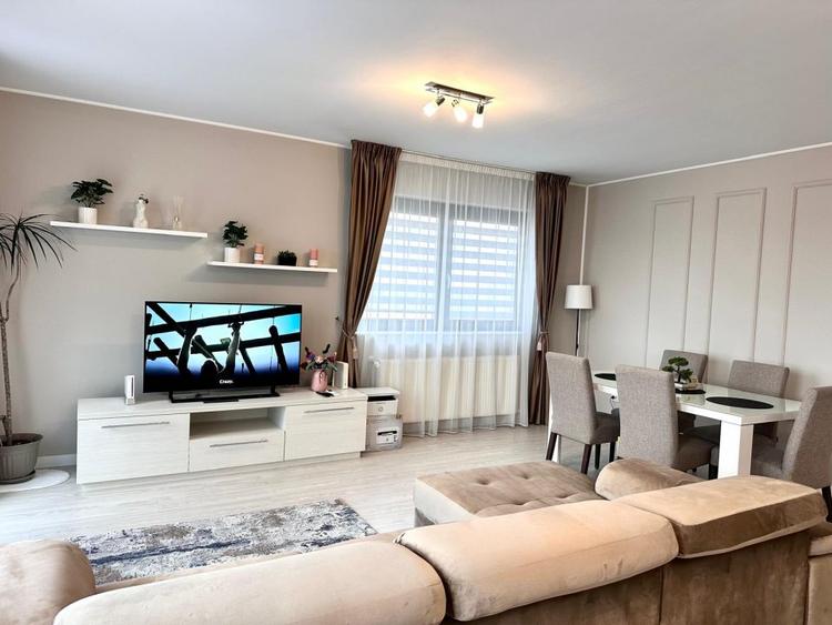 Apartament 4 camere, ultrafinisat, mobilat, garaj, Zorilor