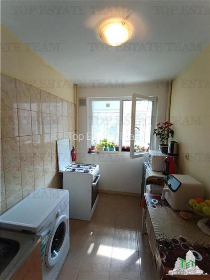 Apartament luminos cu doua camere pe Calea Giulesti cu balcon de aproape 12mp la - 5