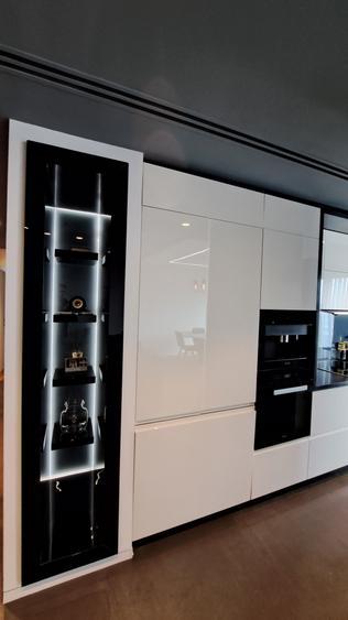 APARTAMENT 4 CAMERE CU SCARA INTERIOARA TIP LOFT -ULTRA LUX