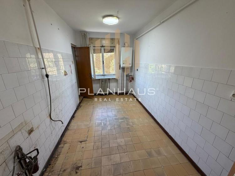 Apartament 3 camere – 95 mp, zona centrală, Casa de Cultură, ,etaj 3
