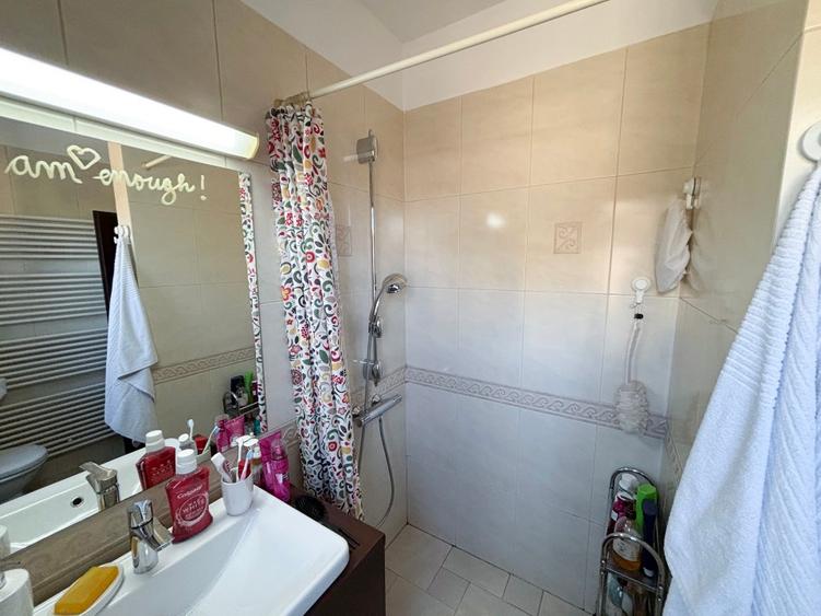 CASĂ INDIVIDUALĂ LÂNGĂ PARCUL CĂLIN OTTOI Renovată integral, mobilată și utilată