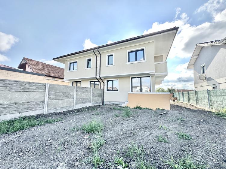 Duplex 4 camere - 3 bai - pozitie excelenta - zona Mosnita Noua