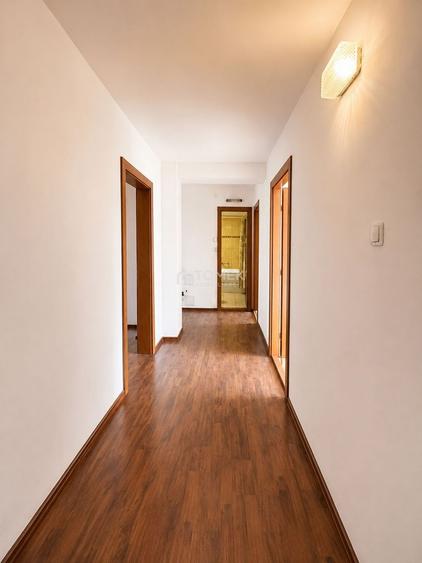 Apartament 4 camere suprafata mare zona Scriitorilor Brasov