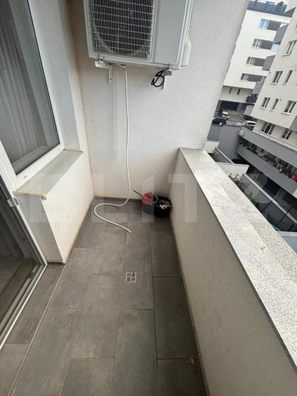 Apartament cu 3 camere, 47 mp, parcare subterana, zona Vivo