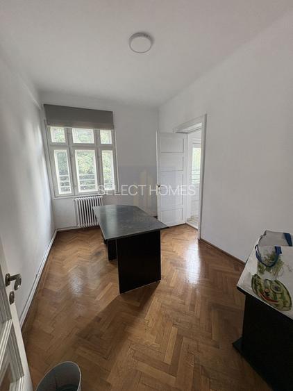 Închiriere vila (S+P+1), 9 camere, 200 mp + curte 120 mp (pretabil birouri) - 30